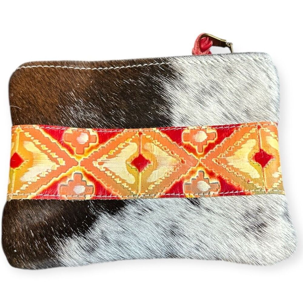 DANCING CACTUS DESIGNS Women’s Red Brown White Cowhide Aztec Leather Zipper Pouc